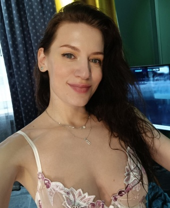 Я знаю, как доставить настоящее наслаждение 💋 Мои услуги широки и включают все, что ты только можешь себе представить 😈 Независимо от того, что ты ищешь – спокойную интимность, страстный секс или незабываемый эксперимент – я здесь, чтобы сделать тебя счастливым 😇 Есть отличные отзывы о моей работе, которые могу поделиться с тобой по запросу. Ты заслуживаешь только лучшее, и я готова предоставить тебе запоминающиеся моменты нашей встречи 🌟 Живу в Москве, поэтому наши встречи возможны в любое удобное для тебя время. Жду твоего звонка! 📞😘 Фото мои настоящие, я не люблю обманывать своих клиентов. Василиса